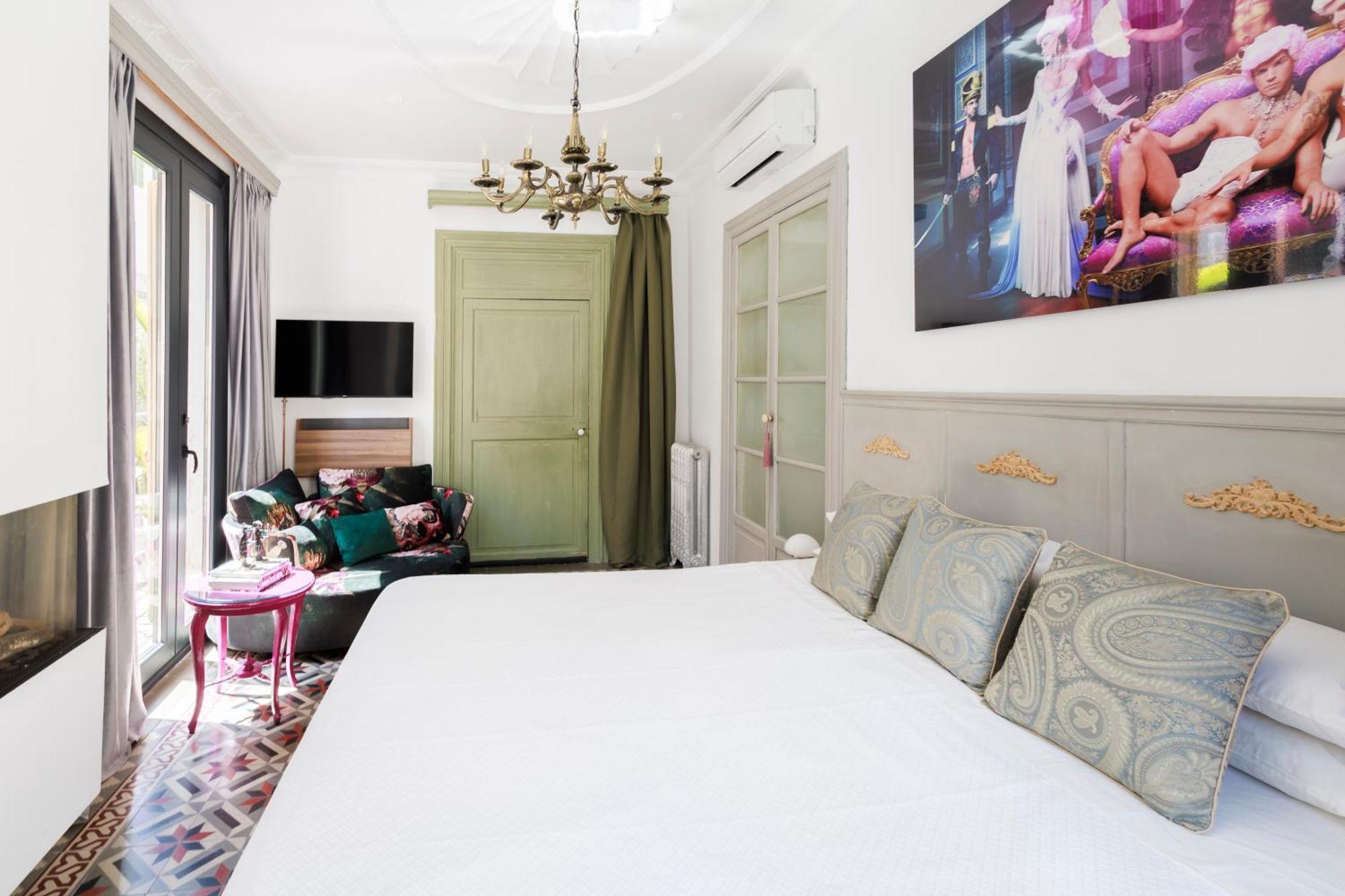 Deluxe Suite